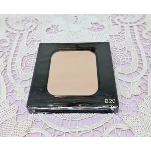 cle de peau | Makeup | Cle De Peau Beaute Teint Naturel Poudre Compact ...